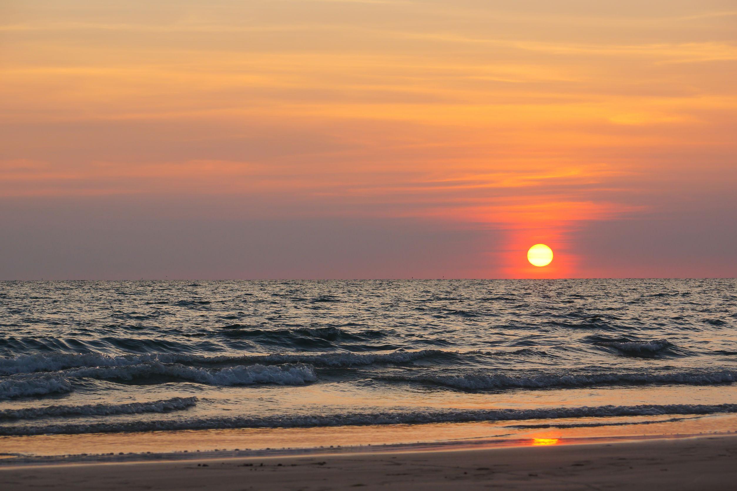 รวม 6 สถานที่ยอดฮิต ถ่ายรูป หาดเจ้าหลาว (จังหวัดจันทบุรี) 2567 ธรรมชาติสวย จะ ทะเล น้ำตก ภูเขา ก็ปังสุดๆ