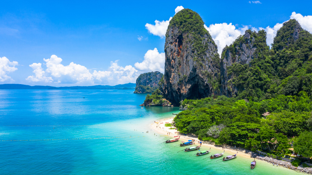 รีวิวสถานที่เที่ย หาดนพรัตน์ธารา (จังหวัดกระบี่) 2567 จุดเช็กอินถ่ายรูปสวยๆ หลากหลายสไตล์